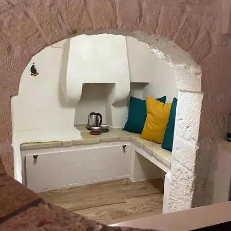 Petra Bianca Ostuni